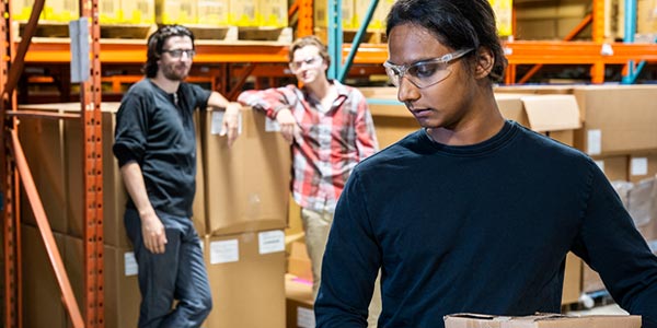photo worker in warehouse